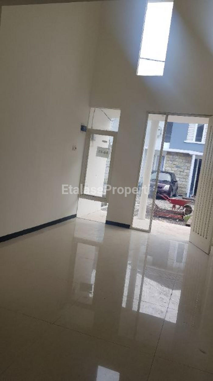 Foto properti Rumah Baru Gress Siap Huni Dekat T2 Juanda 3