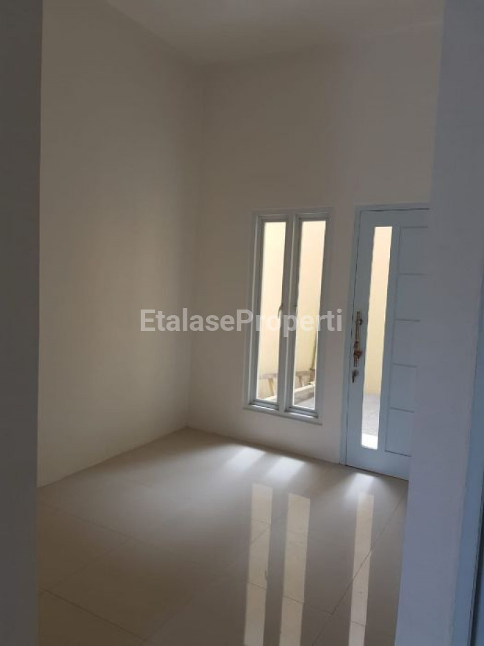 Foto properti Dijual Cepat Rumah Siap Huni Di Ploso Surabaya Timur 2
