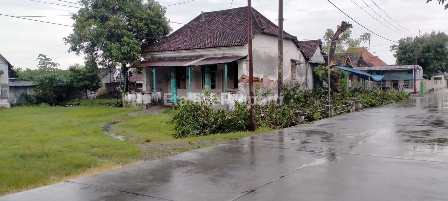 Foto properti Dijual Tanah + Rmh Cocok Utk Home Industri 4