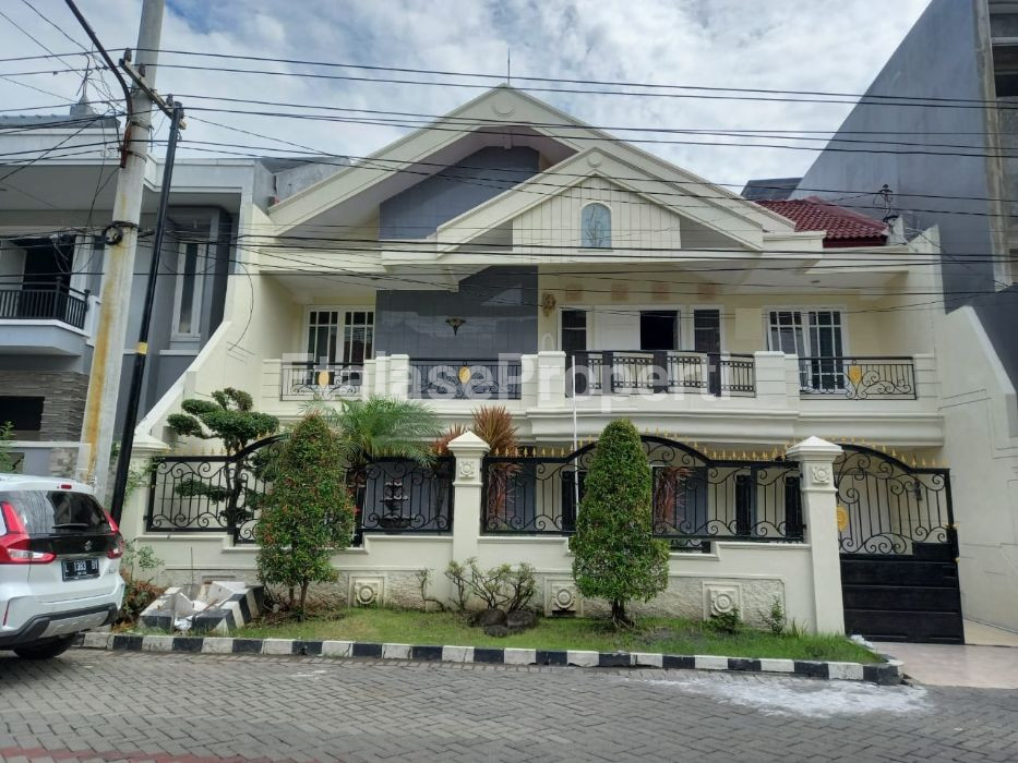 Foto properti Dijual Rumah Siap Pakai Di Jalan Sutorejo Timur 1