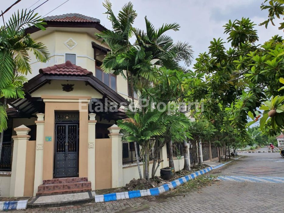 Foto properti RUMAH MEGAH SIAP HUNI PURI INDAH SIDOARJO 2