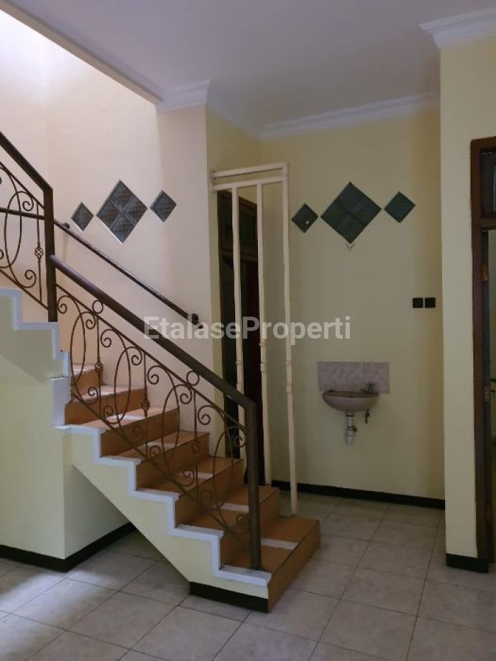 Foto properti RUMAH MEGAH SIAP HUNI PURI INDAH SIDOARJO 8