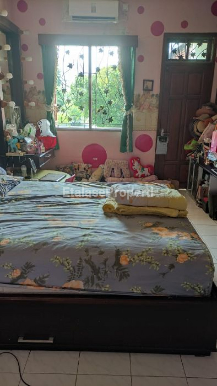 Foto properti STRATEGIS, TERAWAT! Rumah 2lt Pakuwon City Villa Riviera Dekat Mall Boulevard 4