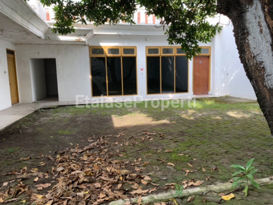 Foto properti Rumah Diponegoro Pusat Kota Strategis 8