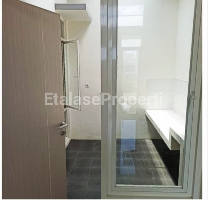 Foto properti Di Jual Rumah Siap Huni Perum Grianan Agung Singosari Malang 5