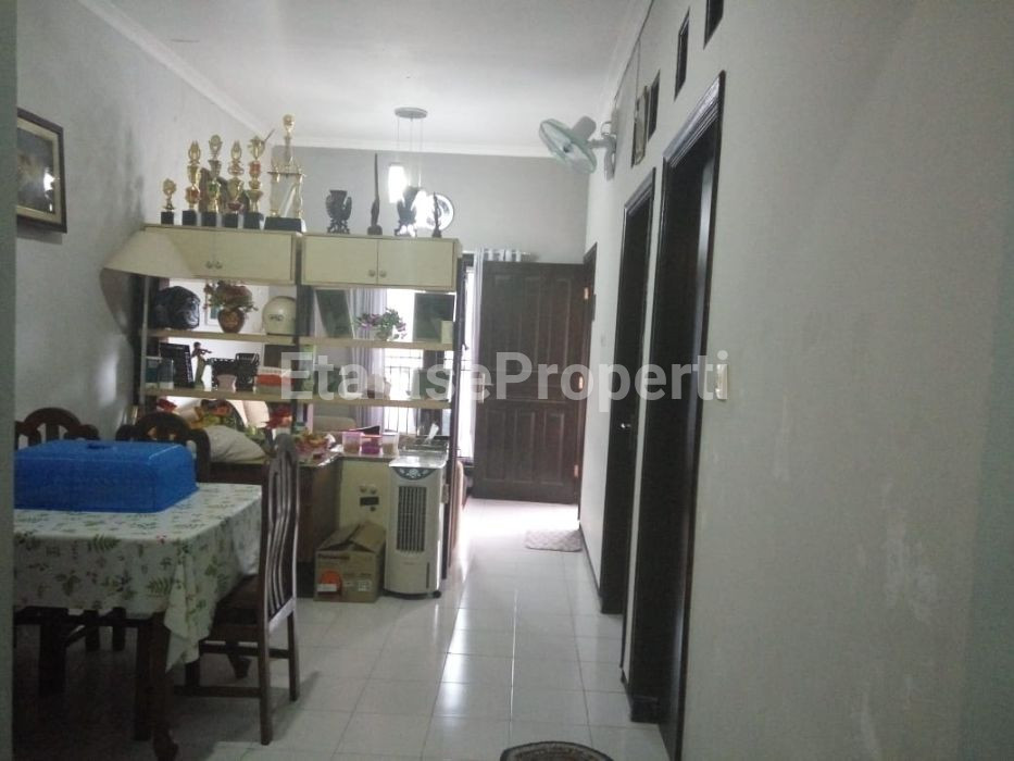 Foto properti Dijual Rumah Ciamso Siap Huni Lokasi Perum. Wiguna Regency 6