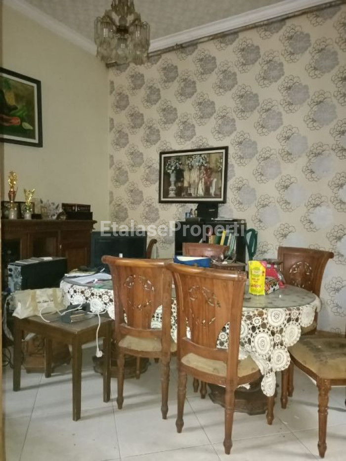 Foto properti Dijual Rumah Ciamik...Mewah Siap Huni Lokasi Perum. Karah Tama Asri I 5