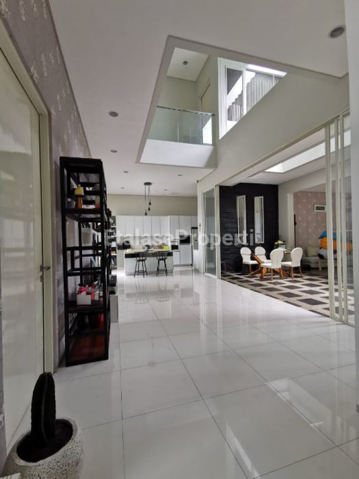 Foto properti Dijual Rumah Mewah Minimalis Bukit Golf International Citraland 1