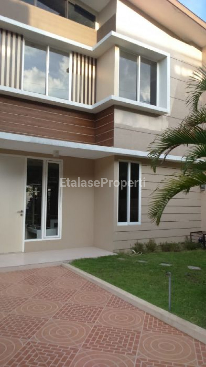 Foto properti Dijual Murah Butuh Cepet  Rumah 2 LT Ciamso  Mewah Murah Siap Huni 3