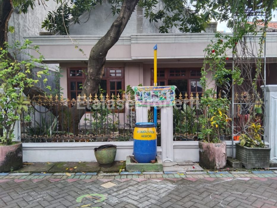Foto properti Dijual Rumah Layak Huni Lokasi Pagesangan Dekat Masjid Agung 1