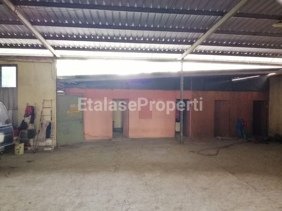 Foto properti Disewa Jualkan Gudang (ex. Bengkel Mobil) Kepatihan Benowo 5