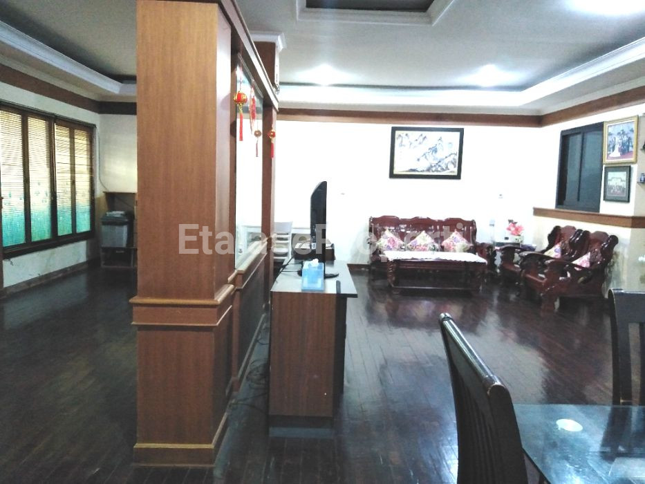Foto properti Rumah Dijual Surabaya Barat 4