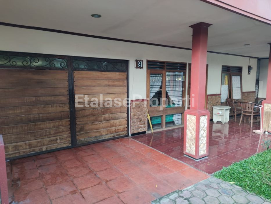 Foto properti Dijual Rumah Di Jalan Amprong Malang 2