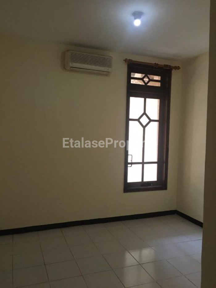 Foto properti Rumah Di Griya Kebraon 4