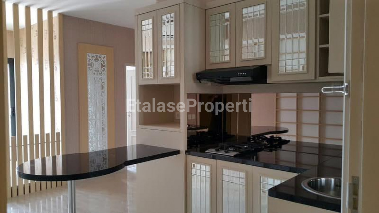 Foto properti Dijual Apartement The Peak Residence, Surabaya Pusat 1
