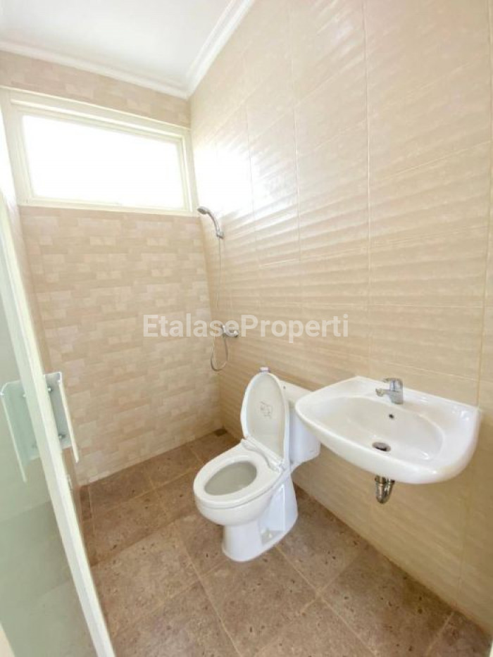 Foto properti Dijual Murah Rumah Baru Gress Bukit Palma 3