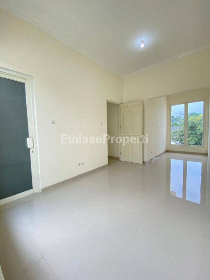 Foto properti Dijual Murah Rumah Baru Gress Bukit Palma 5