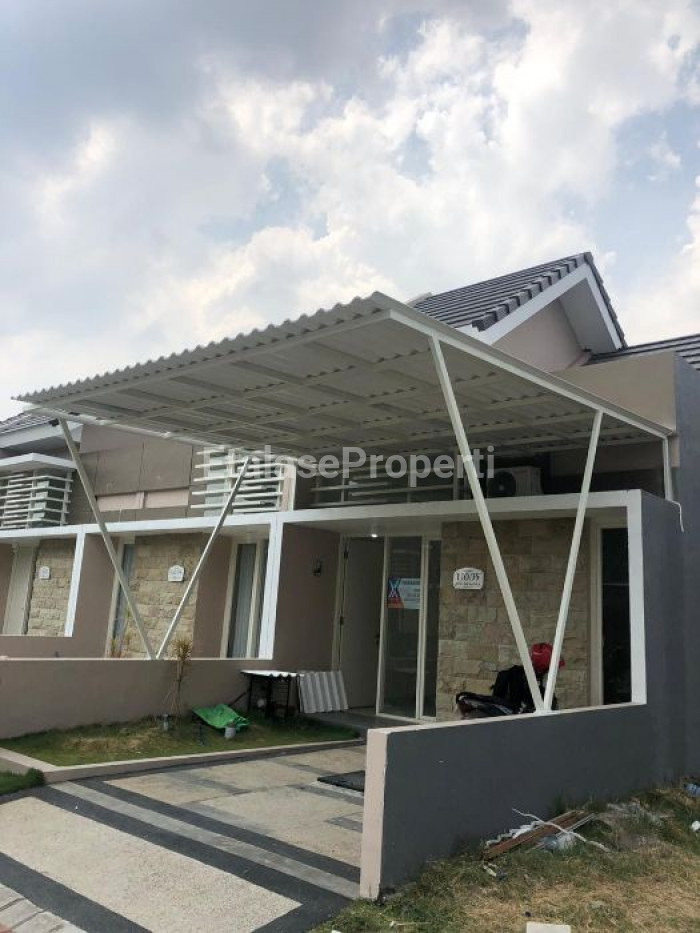 Foto properti Sewa Rumah Baru Semi Furnish 1