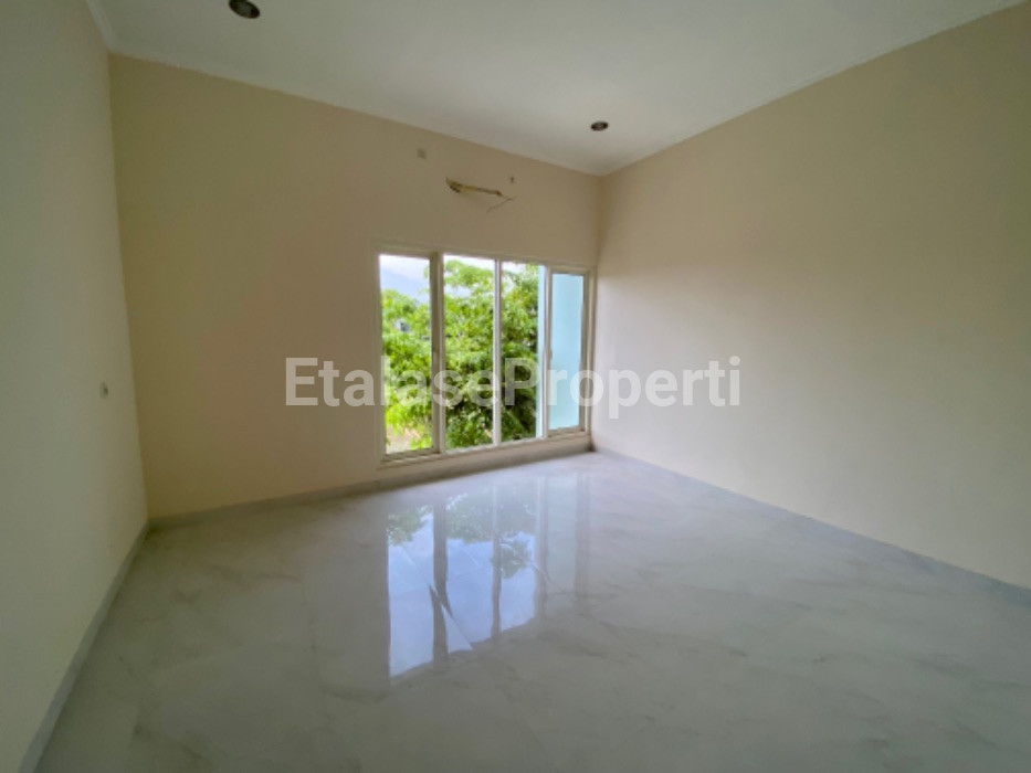Foto properti Di Jual / Di Sewakan Rumah Pakuwon City - Grand Island  Cluster Suvadiva (New Gress) 9