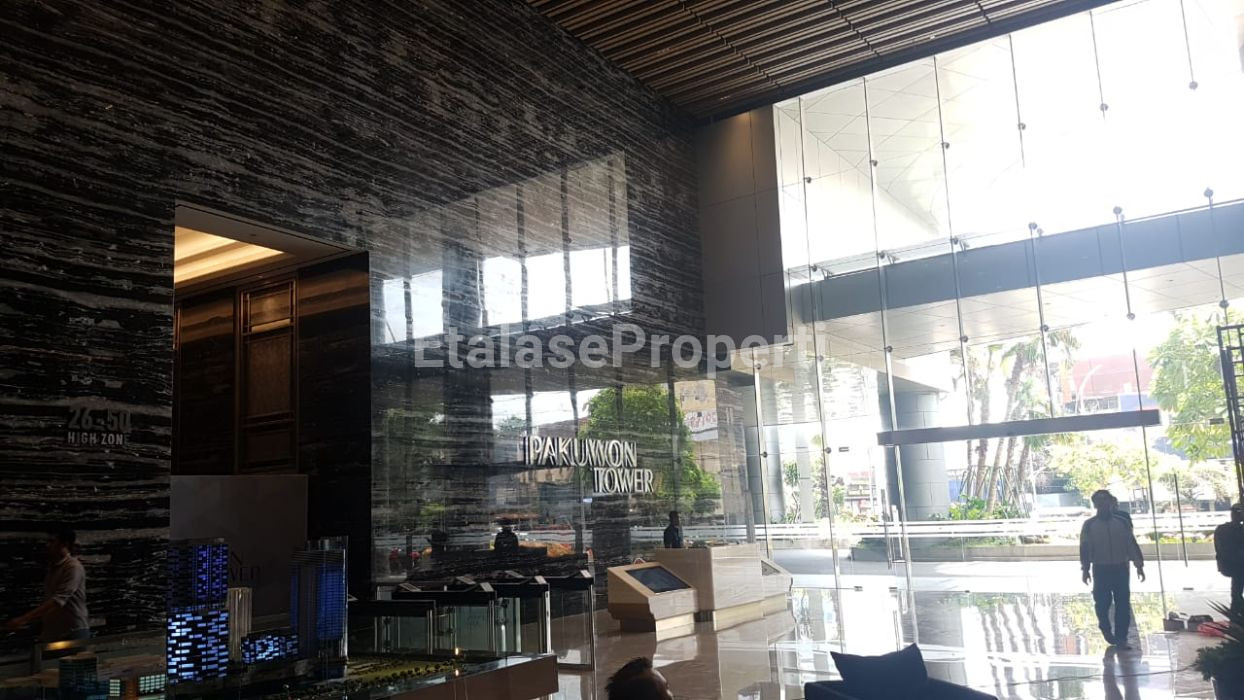 Foto properti Office Pakuwon Tower Tunjungan Plaza 6 1