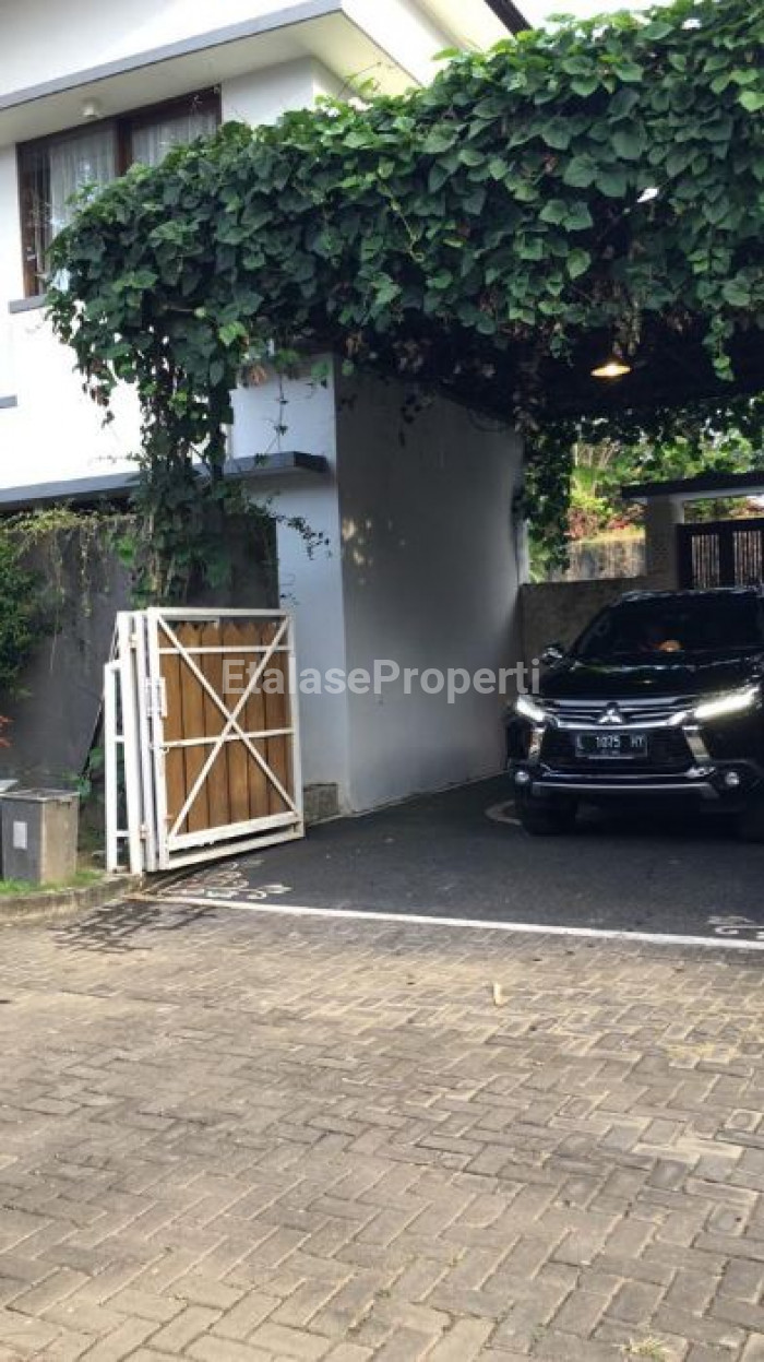 Foto properti Dijual Rumah Umah D'ume Bali Daerah Goagong 4