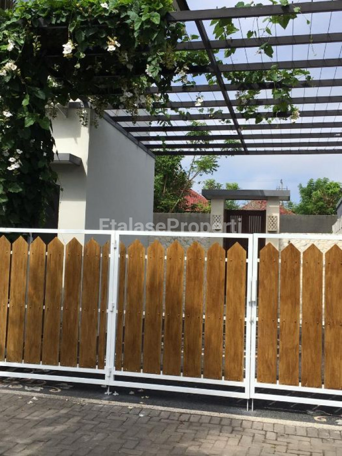 Foto properti Dijual Rumah Umah D'ume Bali Daerah Goagong 6