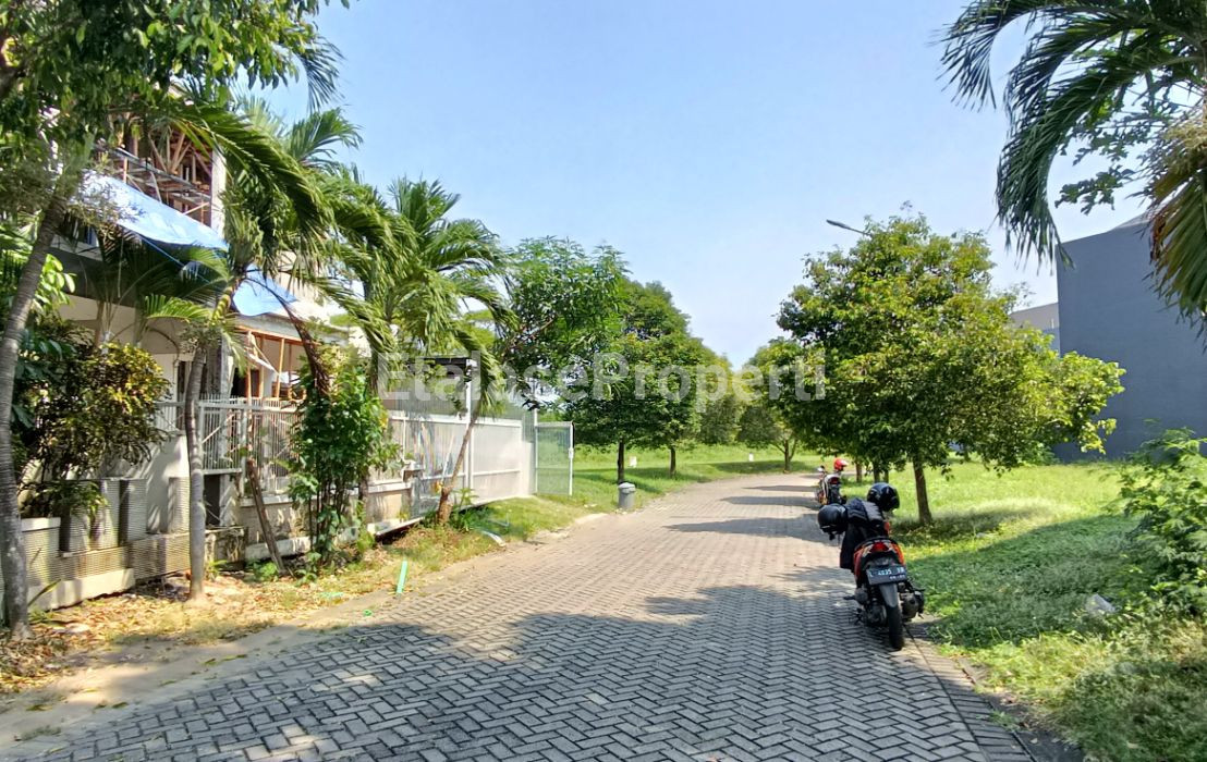 Foto properti Dijual Rumah Baru Waterfront Citraland Sambikerep SBY Barat Dkt UC 3