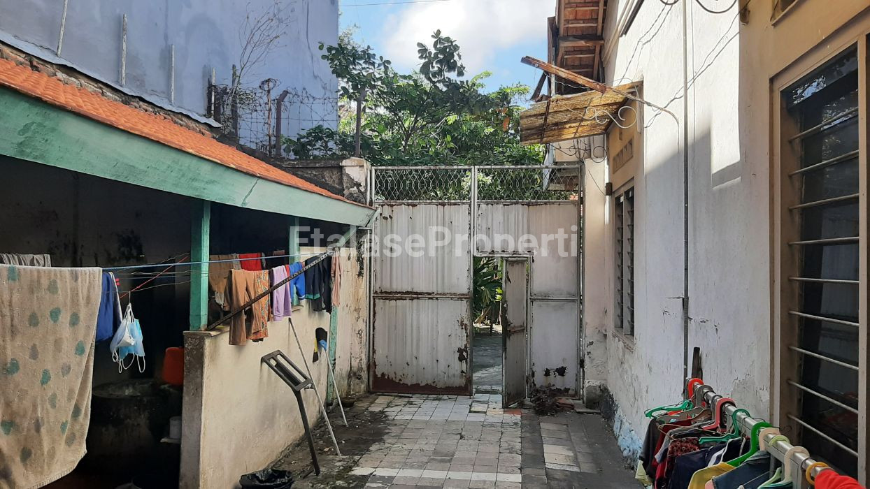 Foto properti Rumah Dijual Jalan Kahuripan Surabaya 4