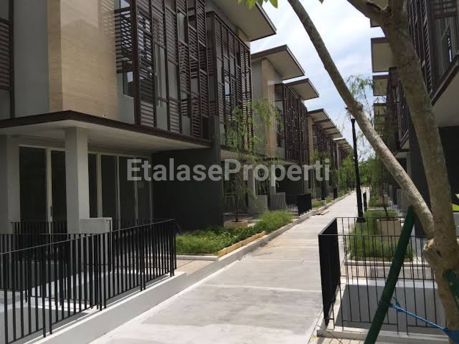 Foto properti Wisata Bukitmas Cluster Notredame 3