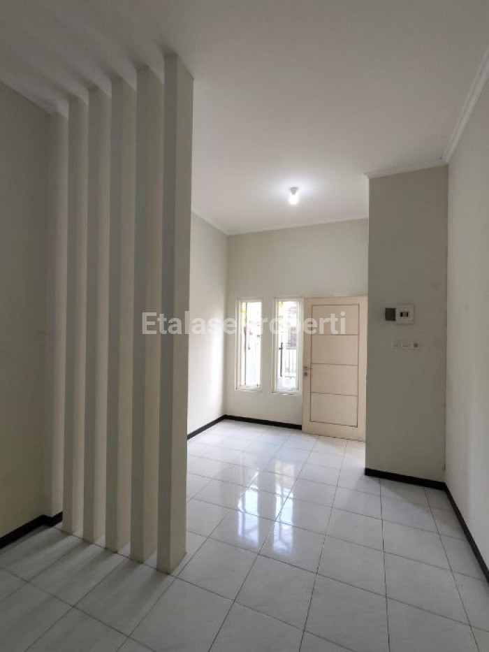 Foto properti Dijual Rumah Griya Bhayangkara 4