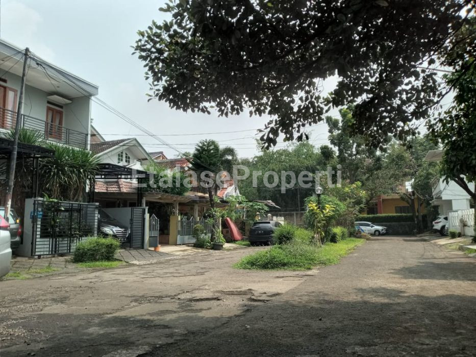 Foto properti Jual Rumah 2 Lantai, Nyaman Di Bintaro Jaya Sektor V, Tangerang Selatan 2