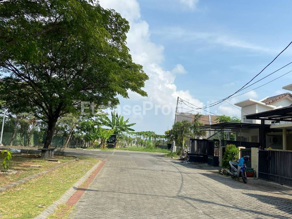 Foto properti ISTIMEWA FULL FURNISH !! Dijual Rumah Ocean Park Pantai Mentari 2