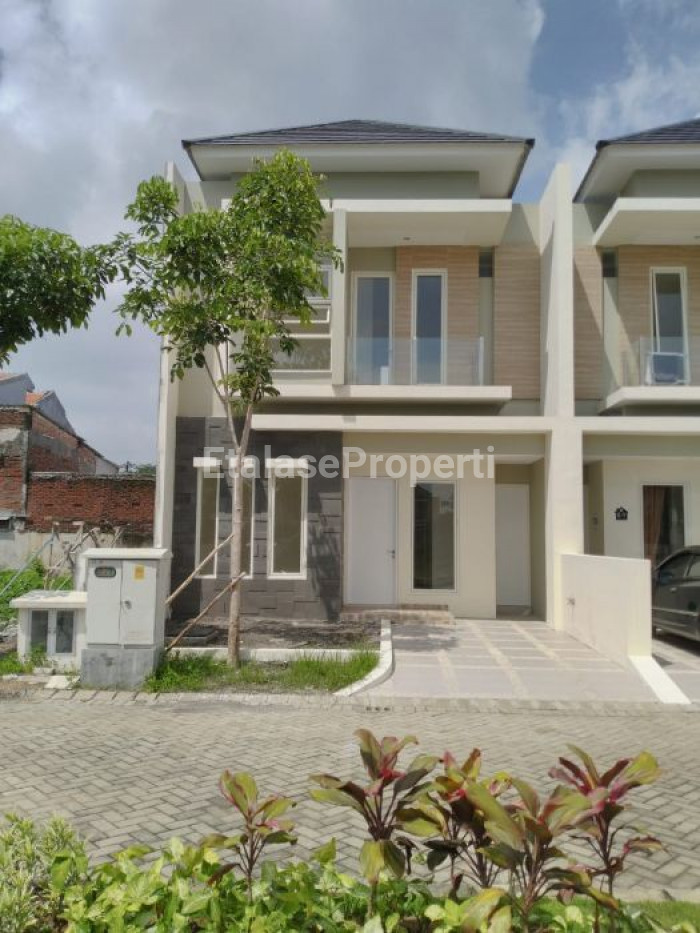 Foto properti Rumah Dijual Puri Indah Ketintang 2