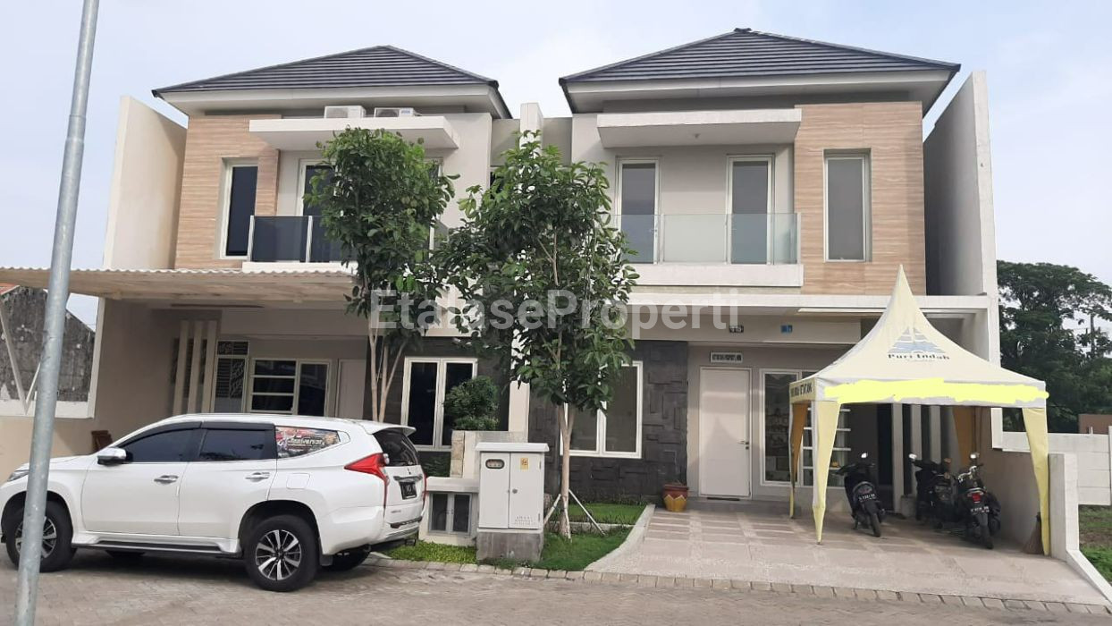 Foto properti Rumah Ready Stock Puri Indah Ketintang 4