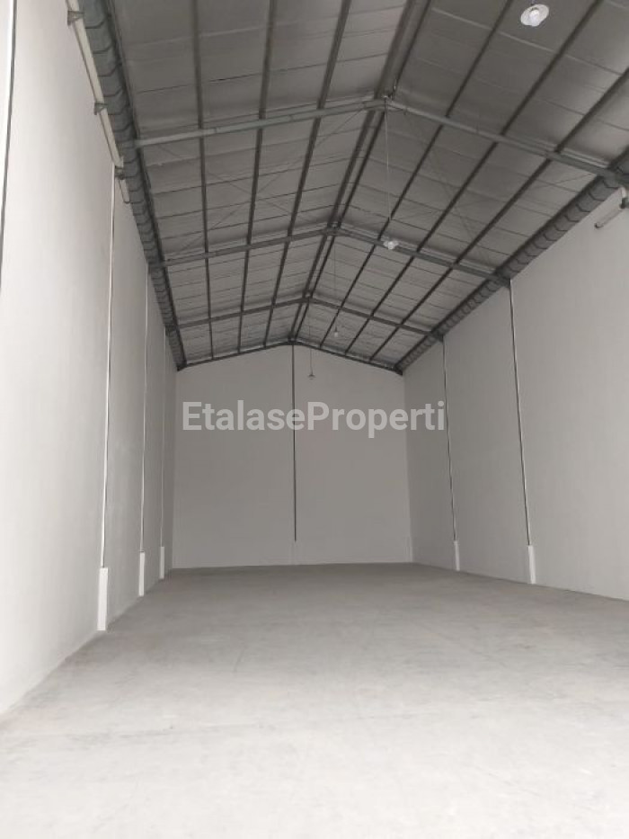 Foto properti Dijual Gudang Driyorejo Permai 2