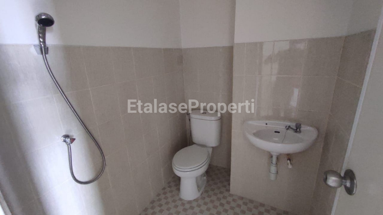 Foto properti Dijual Apartemen Puncak Kertajaya Pool View Tower B Lt 8 4