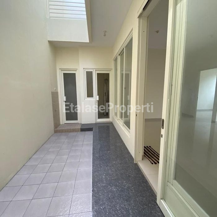 Foto properti Dijual Rumah Baru Gress Minimalis Bukit Palma Citraland 8