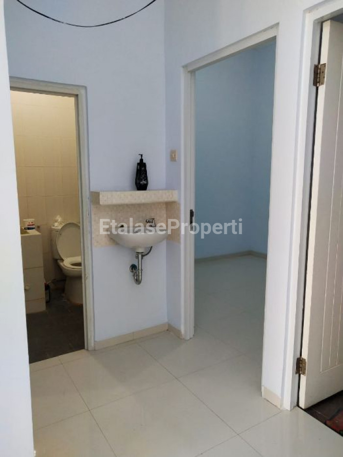Foto properti Dijual Rumah Siap Huni Wisata Semanggi Surabaya 3