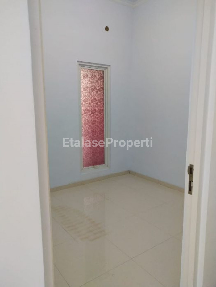Foto properti Dijual Rumah Siap Huni Wisata Semanggi Surabaya 6