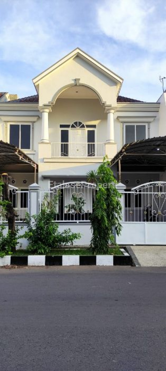 Foto properti Baru Renov Siap Huni RAYA WIGUNA UTARA 1