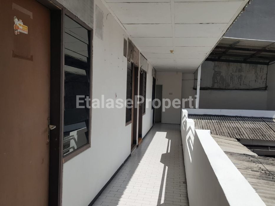 Foto properti Disewakan Rumah Di Raya Rungkut Mejoyo 7