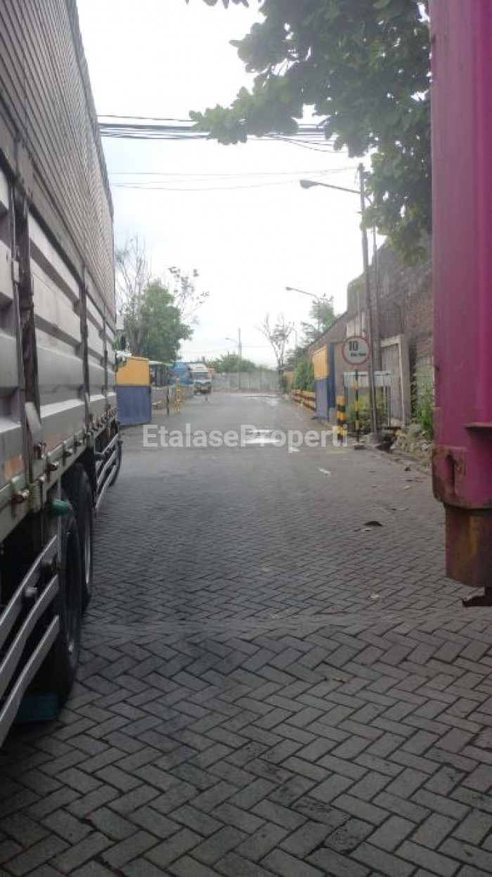 Foto properti Dijual 5 Gudang  Di Kalianak 1