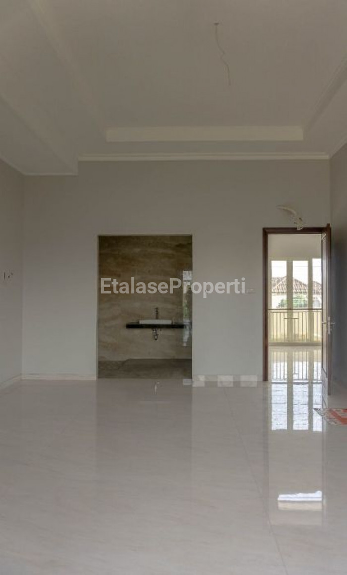Foto properti Rumah Minimalis South Emerald  Mansion Citraland 2