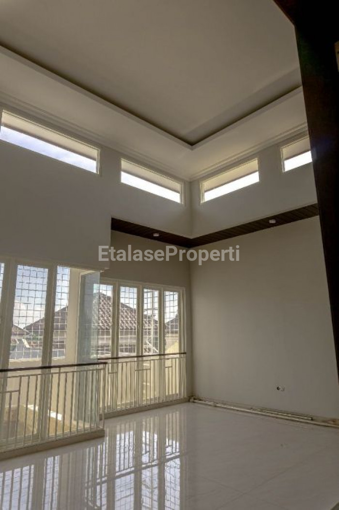Foto properti Rumah Minimalis South Emerald  Mansion Citraland 7