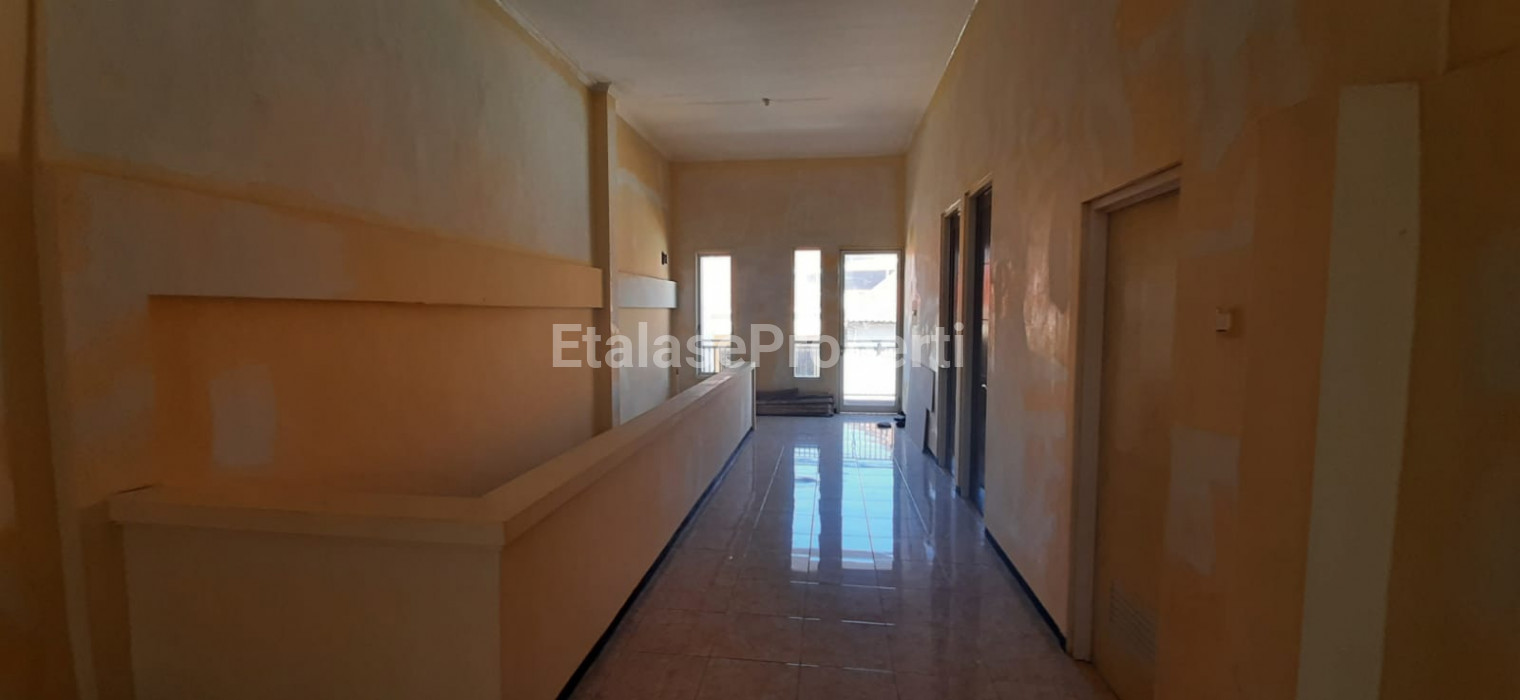 Foto properti DISEWAKAN RUKO BARU RAYA PENGAMPON 8