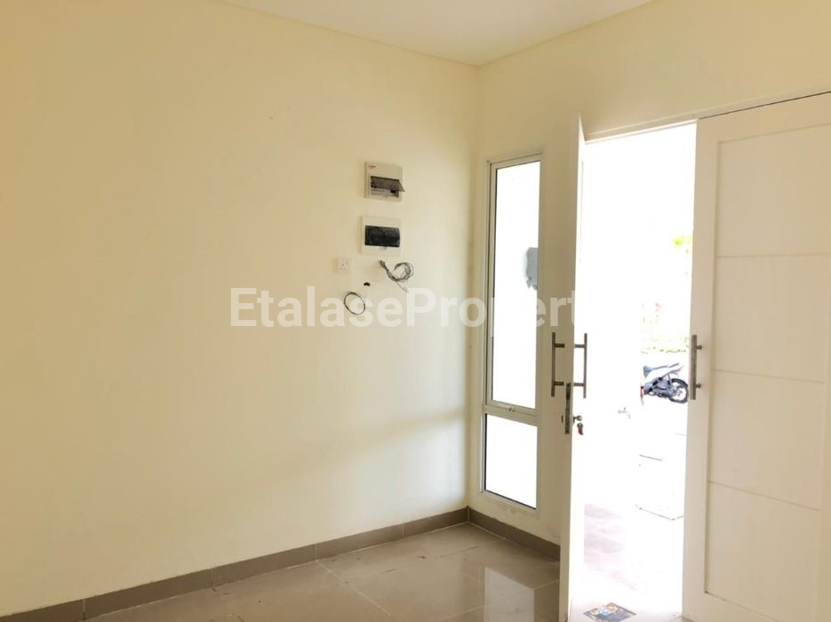 Foto properti Dijual Rumah Baru Orchard Park Batam 2