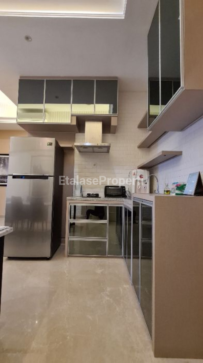 Foto properti TP. THE PEAK. TINGGI PLAFON 3.8 M. APARTMENT CONNECT TO TUNJUNGAN PLAZA MALL 4