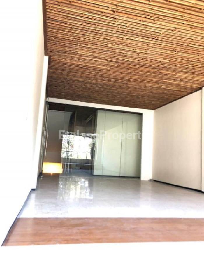 Foto properti Dijual Ruko Satelit Town Square  Hadap Jalan Raya 3