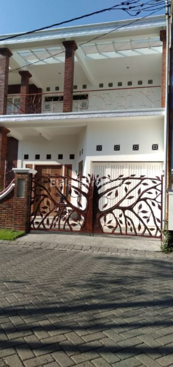 Foto properti Rumah Mewah Hook Bukit Palma Blok E Surabaya Barat 3