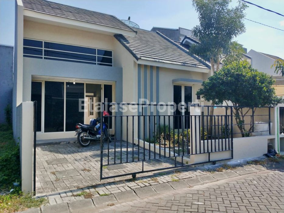 Foto properti Rumah Dikontrakkan Bukit Palma Blok D Strategis Surabaya Barat, Utara 1